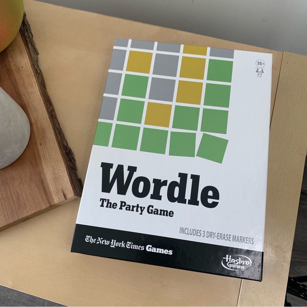 Hasbro Wordle The Party Game - Board Game